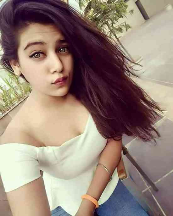 Airhostess Call Girl In Vadodara